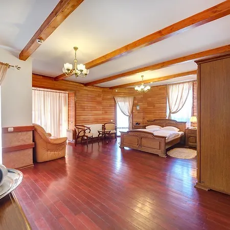 Perlyna Karpat Hotel